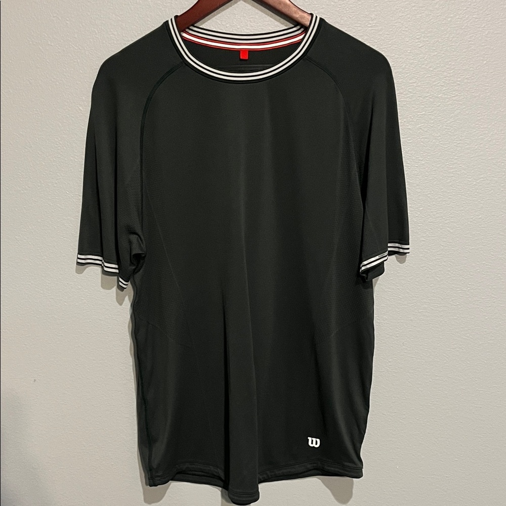 Wilson Men's Dark Gray Performance Tee